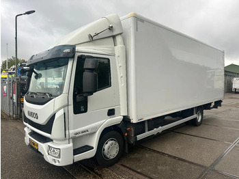 Camión caja cerrada IVECO