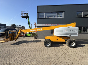 Plataforma telescopica GENIE S45