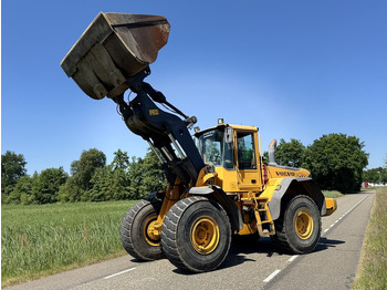 Cargadora de ruedas VOLVO L110E