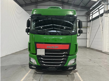 Cabeza tractora DAF XF 106.440 Spacecab - STANDAIRCO: foto 5