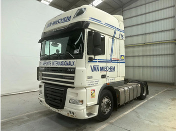 Cabeza tractora DAF XF 105 410