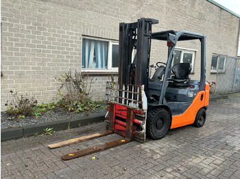 Carretilla elevadora TOYOTA