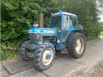 Tractor FORD
