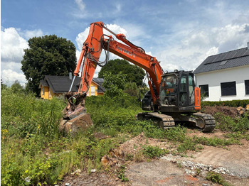 Excavadora de cadenas Hitachi ZX135 US-6: foto 3