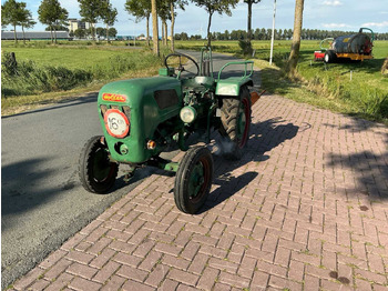Tractor HOLDER