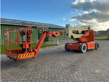 Plataforma elevadora JLG