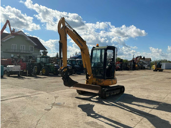 Miniexcavadora KOMATSU PC35MR-2