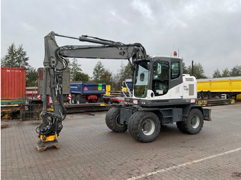 Excavadora de ruedas KOMATSU PW148-10