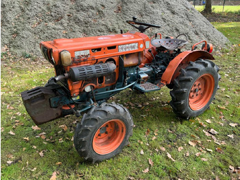 Tractor KUBOTA B series