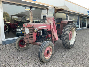 Tractor McCORMICK