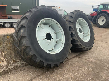 Neumáticos y llantas para Tractor Michelin XM108: foto 2