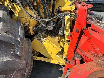 Tractor New Holland FX28: foto 5