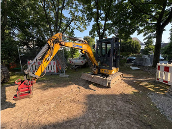 Miniexcavadora XCMG XE27E