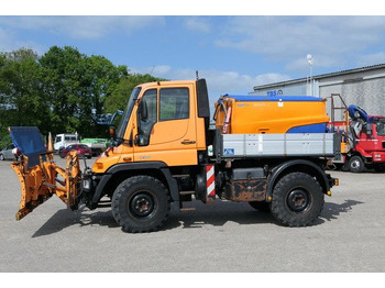 Camión Unimog U 300 4x4, Schmidt, Streuer, Schild, Klima,27tkm: foto 3