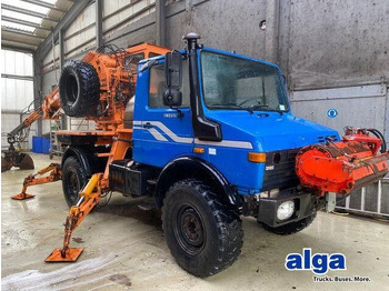 Maquinaria de construcción UNIMOG U1450