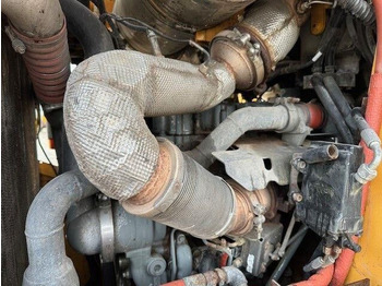 Leasing de Liebherr LR 636, Laderaupe, 4+1 Schaufel, Klima, Kamera Liebherr LR 636, Laderaupe, 4+1 Schaufel, Klima, Kamera: foto 5