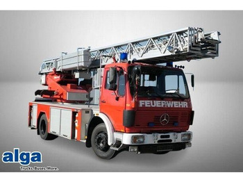 Camión de bomberos MERCEDES-BENZ