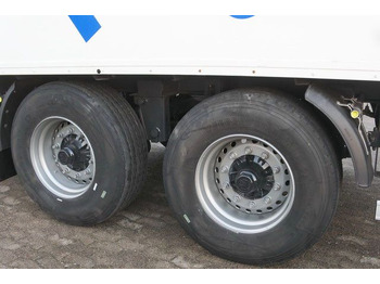 Semirremolque caja cerrada Sommer 2-Achser, elektr. Rolltor, BPW, 11.000mm lang: foto 4