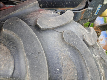 Tractor Case-IH JX 95: foto 5 Tractor Case-IH JX 95: foto 5