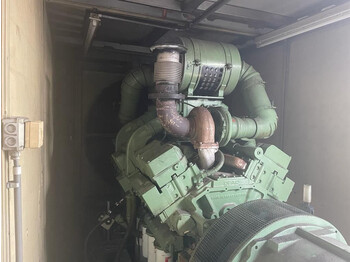 Generador industriale Cummins KTA 38 G1 Leroy Somer 1500 kVA Silent generatorset in 40 ft container: foto 2