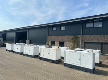 Generador industriale Iveco FPT NEF45 SM1A.A004 Stamford 60 kVA Silent Rental generatorset: foto 2