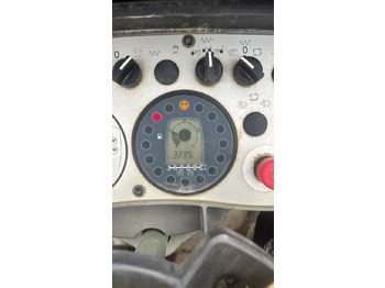 Apisonadora de asfalto Bomag BW 120 AD-5: foto 3 Apisonadora de asfalto Bomag BW 120 AD-5: foto 3