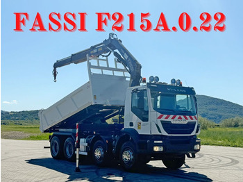 Camión volquete IVECO Trakker