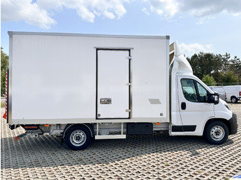 Furgoneta caja cerrada nuevo Opel Movano 180 DHollandia: foto 2