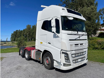 Cabeza tractora VOLVO FH16 600
