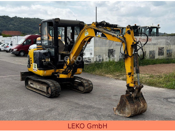 Miniexcavadora CATERPILLAR 302