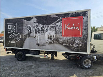 Semirremolque caja cerrada