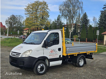 Furgoneta basculante IVECO Daily 35C15