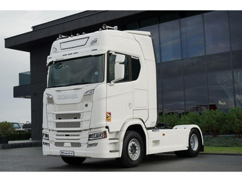 Cabeza tractora SCANIA S 500