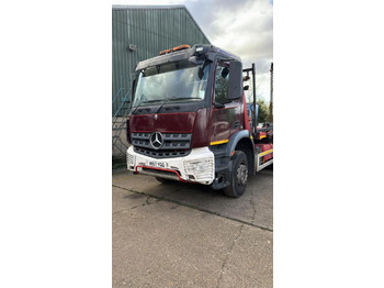 Camión portacontenedor de cadenas Mercedes Arocs1824  Ton Skip loader Arocs 1824 Skip Loader: foto 2