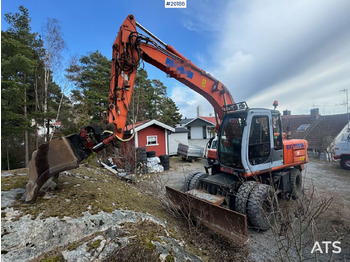 Excavadora HITACHI EX135W