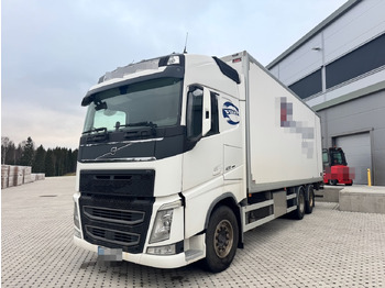 Camión caja cerrada VOLVO FH 420