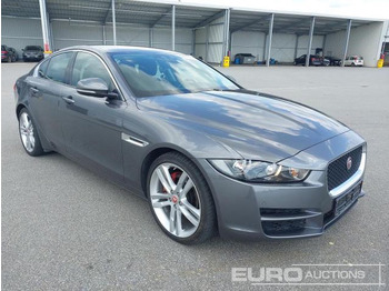 Coche 2015 Jaguar XE: foto 4