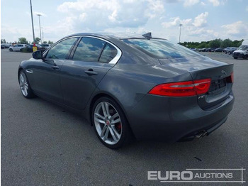 Coche 2015 Jaguar XE: foto 2