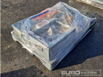 Equipo de construcción Pallet of Hand Tools, Cables, Saws, Stapler, Blades: foto 3 Equipo de construcción Pallet of Hand Tools, Cables, Saws, Stapler, Blades: foto 3