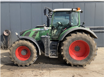 Tractor FENDT 724 Vario