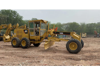 Grader CATERPILLAR 140G: foto 4