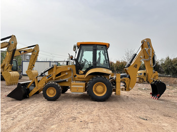Retroexcavadora CATERPILLAR 420F2