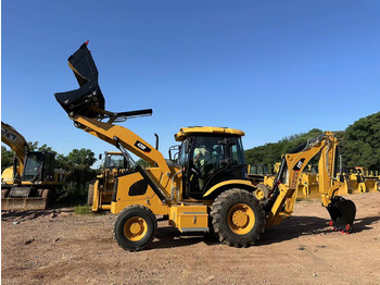 Retroexcavadora CATERPILLAR 420F2