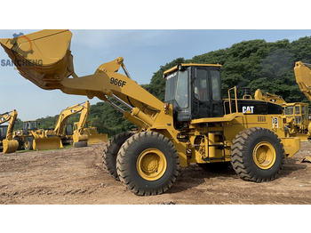 Cargadora de ruedas CATERPILLAR 966F: foto 2