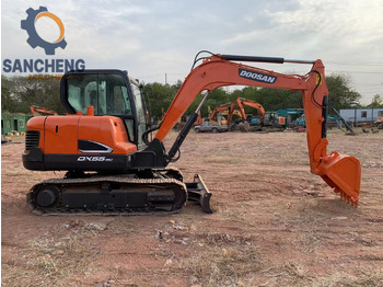 Excavadora DOOSAN DX55: foto 3
