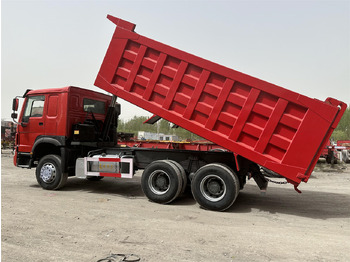 Camión volquete SINOTRUK HOWO