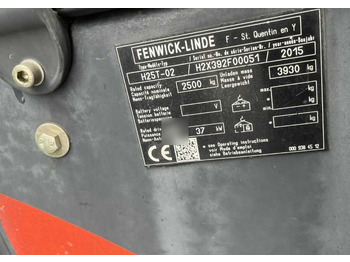 Carretilla elevadora de gas Linde H25T-02: foto 4