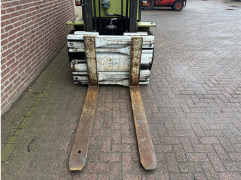 Carretilla elevadora de gas Clark: foto 4 Carretilla elevadora de gas Clark: foto 4