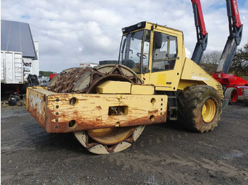 Compactador BOMAG