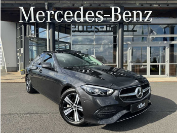 Sedan MERCEDES-BENZ